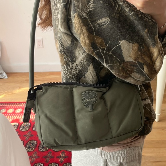 Marc Jacob’s Heaven shoulder bag - Picture 4 of 6